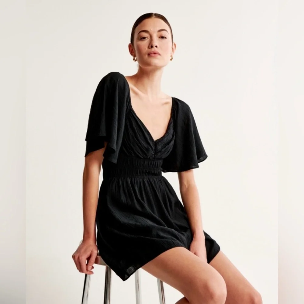Abercrombie & Fitch Black Angel Sleeve Smocked Waist Mini Dress size ST EUC - Picture 3 of 12